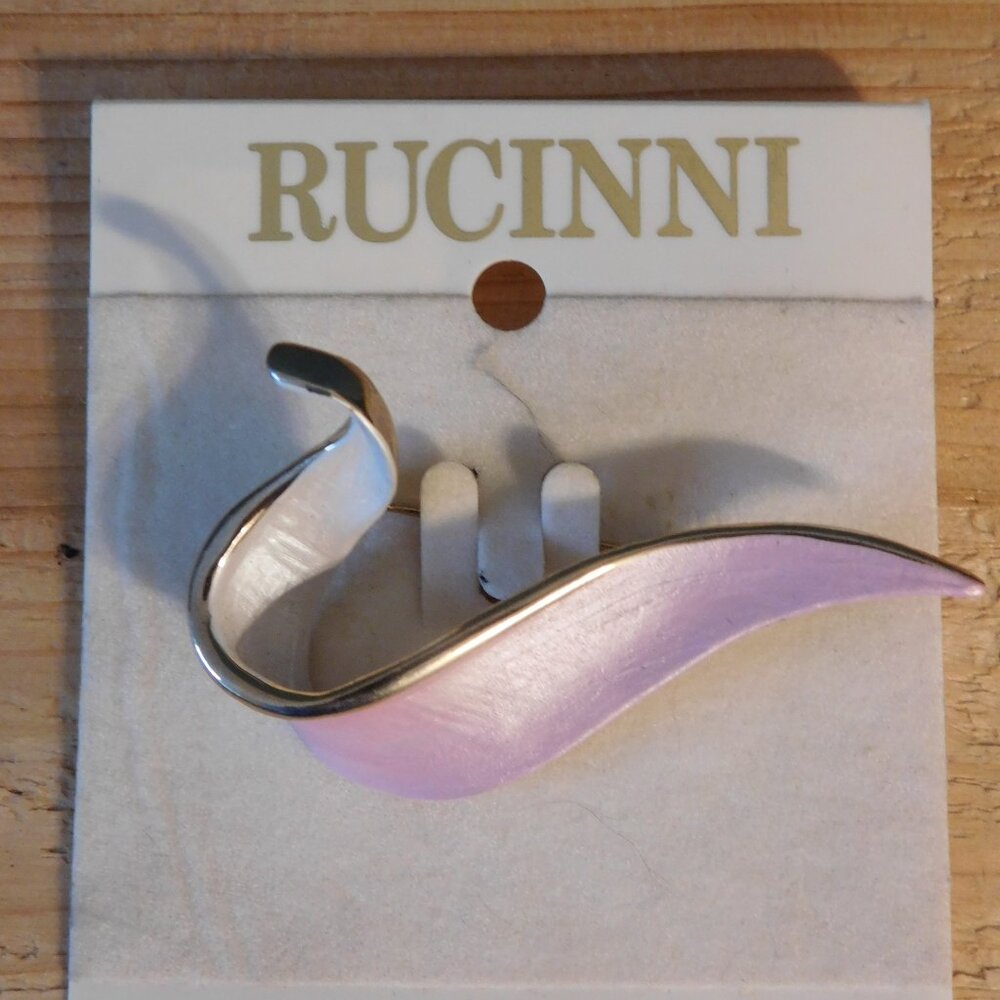 Ladies Rucinni Brooch